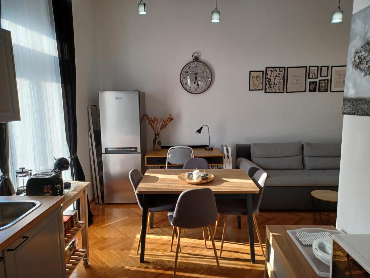 Apartment Hesperia Zagreb Exterior photo